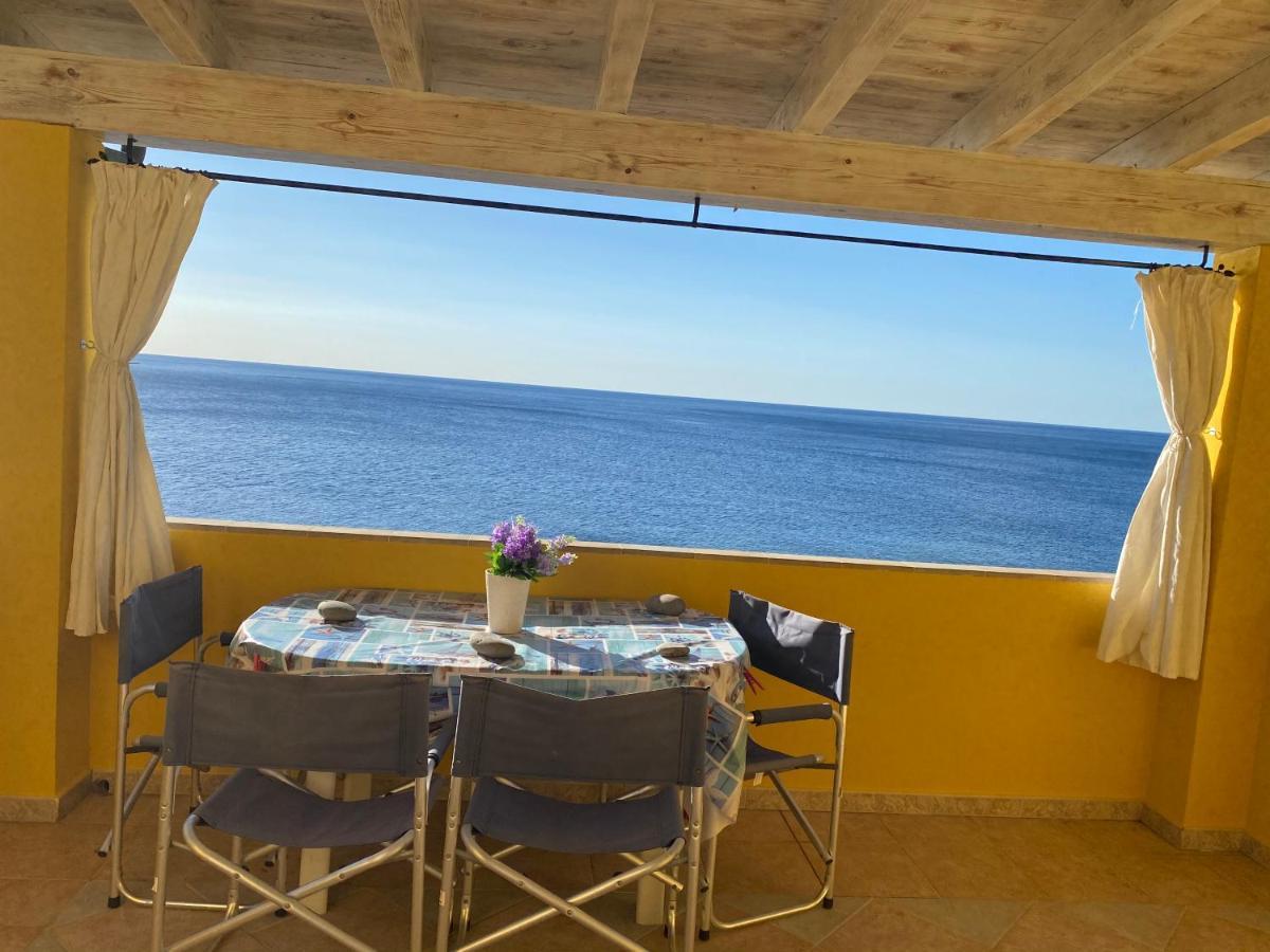 La Casa Gialla Cala Gonone Bagian luar foto